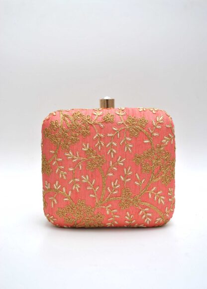 Clutch coral bordado