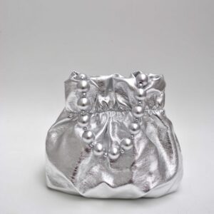 Bombonera plateada asa