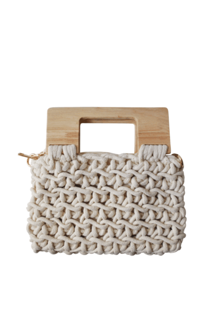 Bolso de crochét y madera