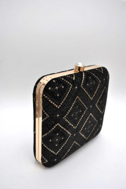 Clutch negro terciopelo bordados - Imagen 2