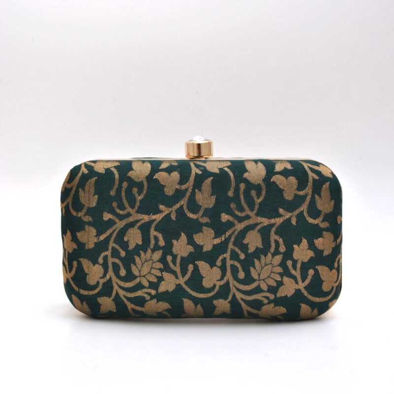 Clutch verde flores doradas