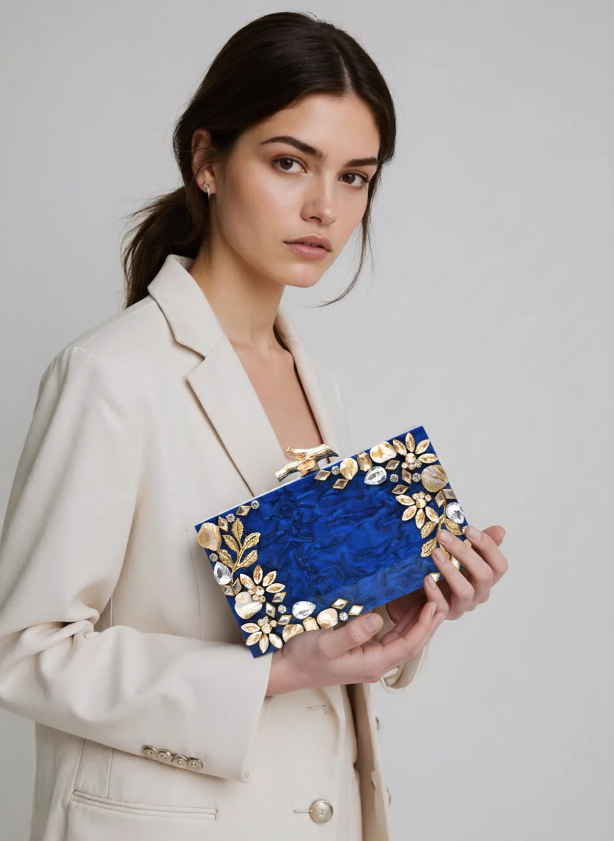 Clutch resina azulón y oro - Imagen 2