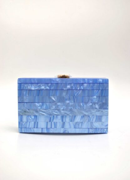 Clutch nácar azul claro