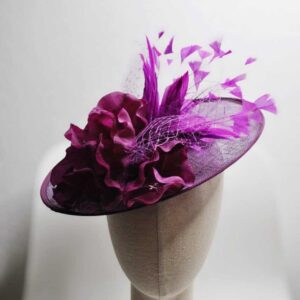 Tocado mediano morado