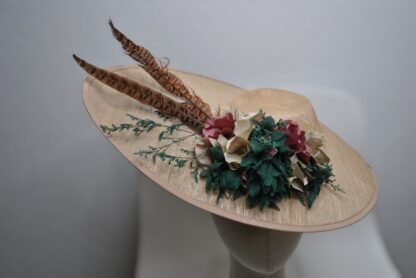 Tocado flores y plumas - Imagen 3