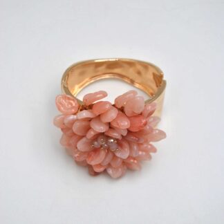 Brazalete dorado flor rosa