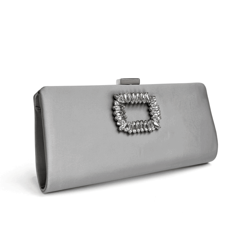 Cartera gris de raso y pedrería