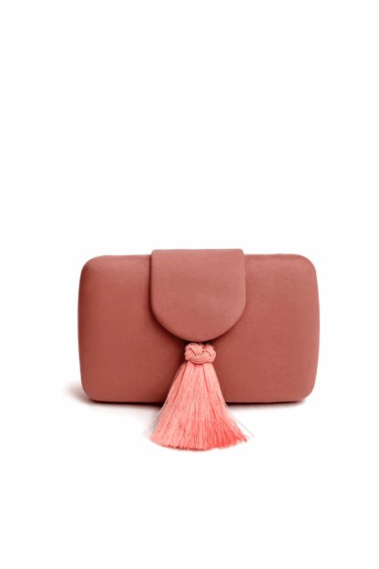 Bolso clutch rosa pompón flecos