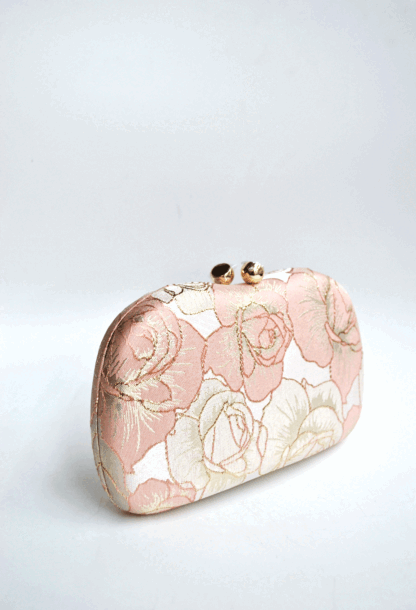 Clutch rosa y oro bordados - Imagen 2