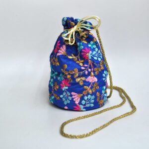 Bombonera azul bordada