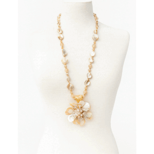 Collar largo flor nacar