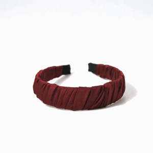 Diadema burdeos fruncida