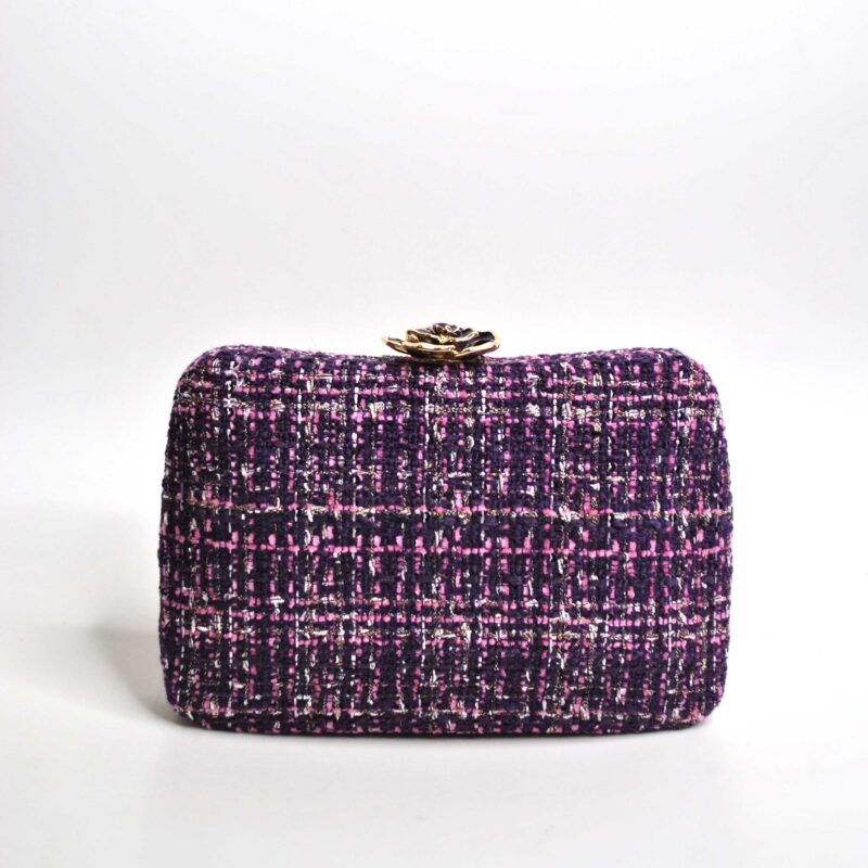 Clutch tweed morado cierre flor