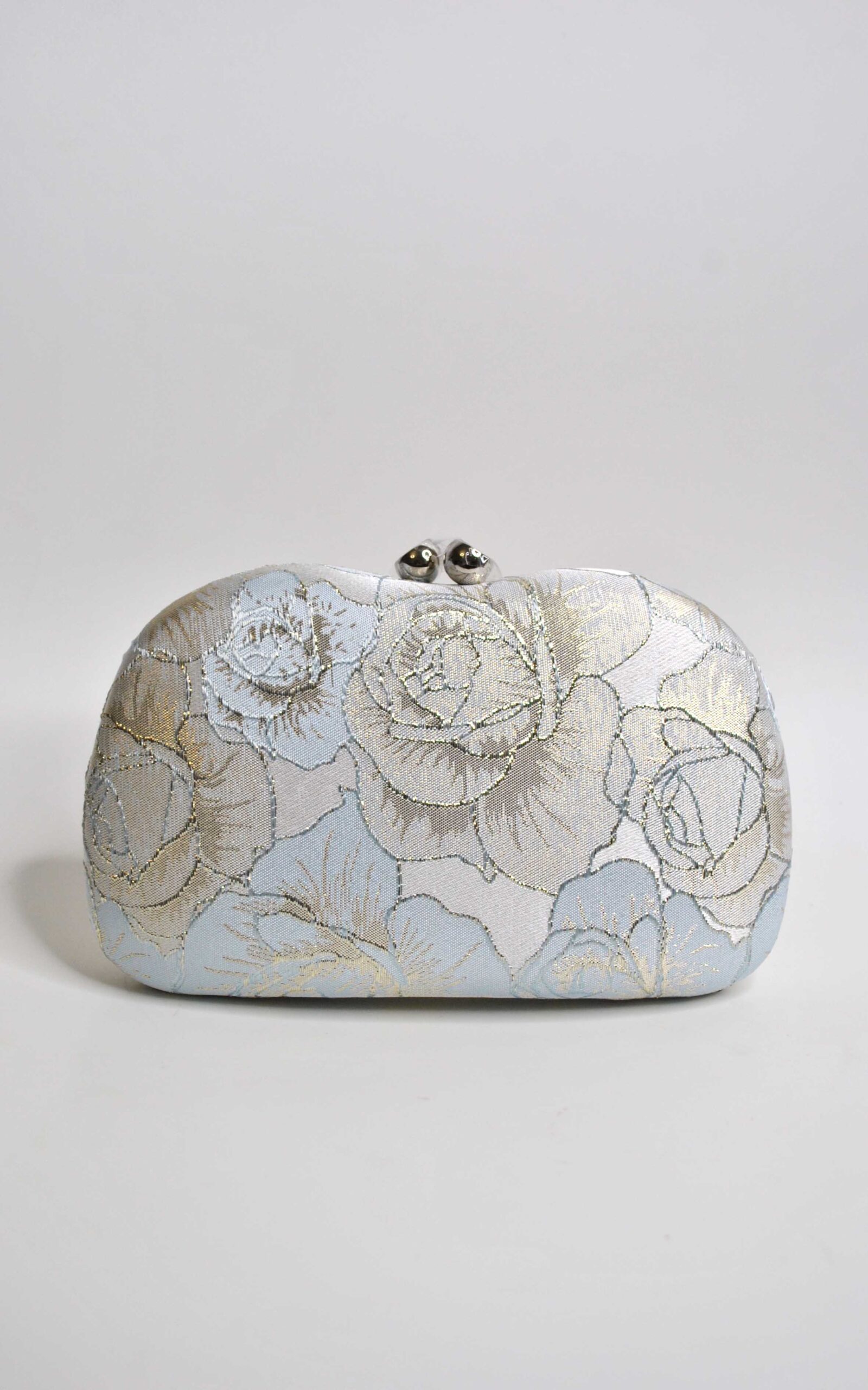 Bolso clutch azul cielo bordados - Imagen 2