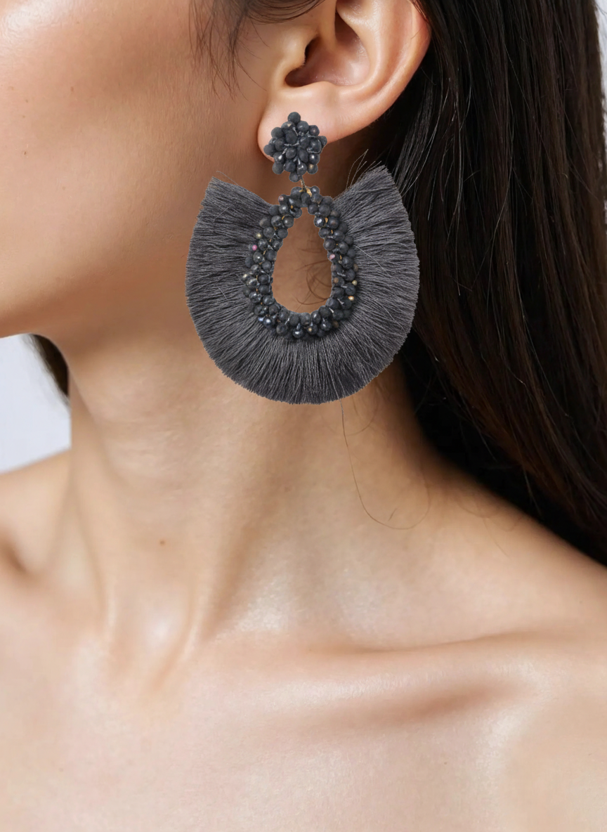 Pendientes grandes flecos gris antracita - Imagen 2