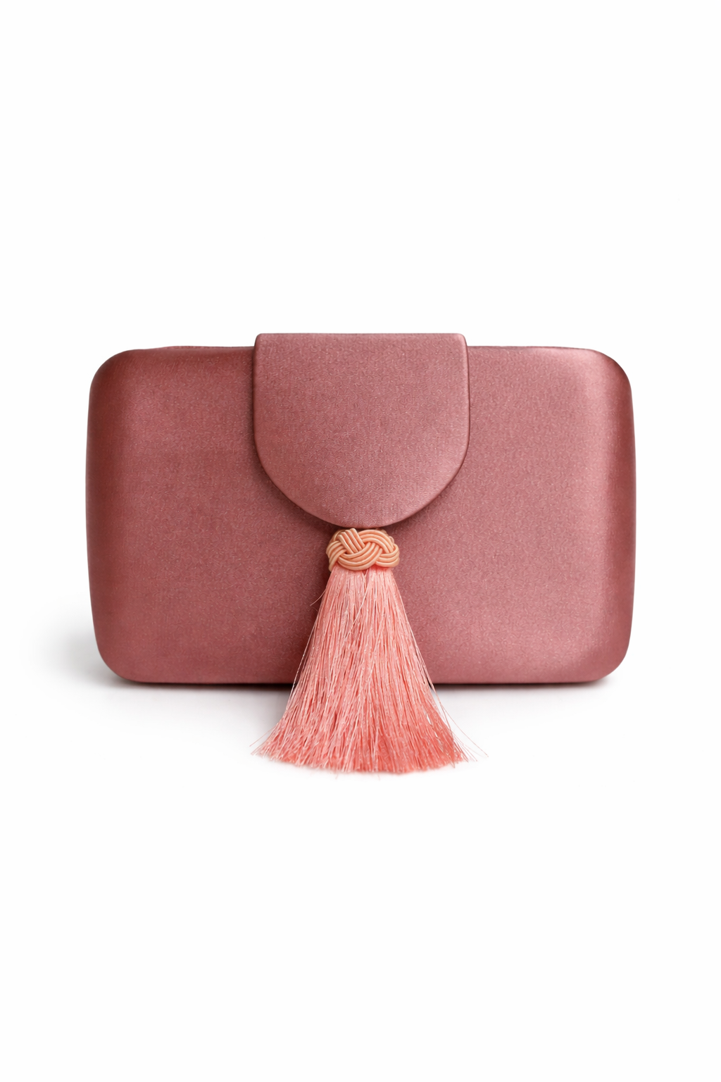 Clutch raso y flecos maquillaje