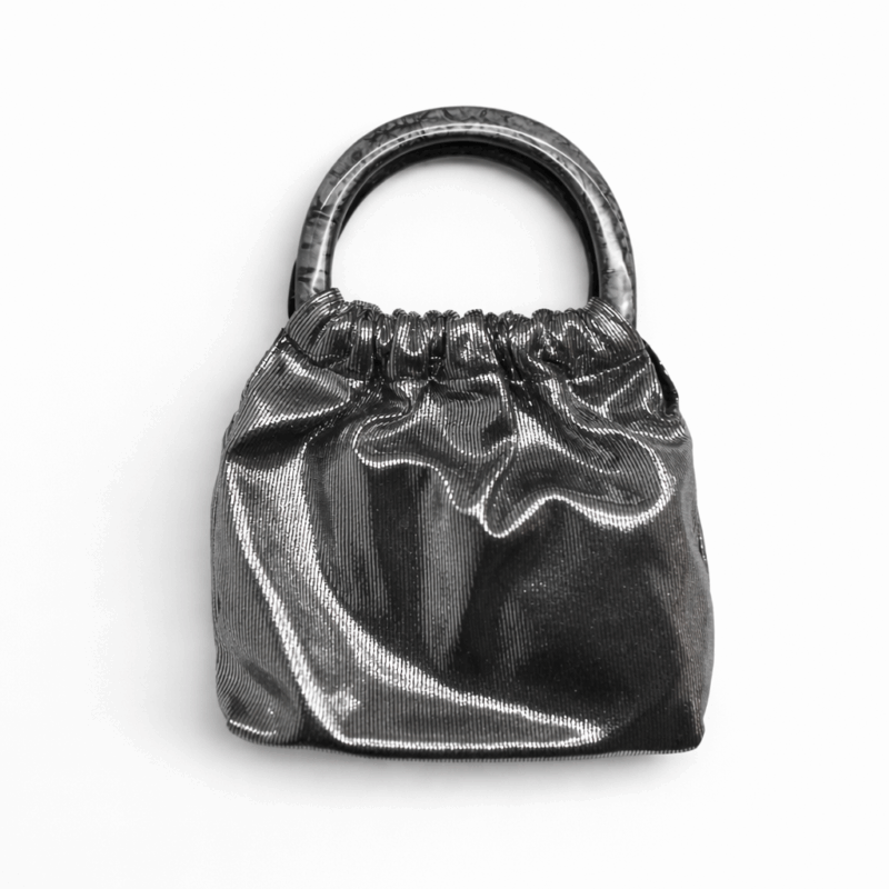 Bolso clutch plata vieja asas resina