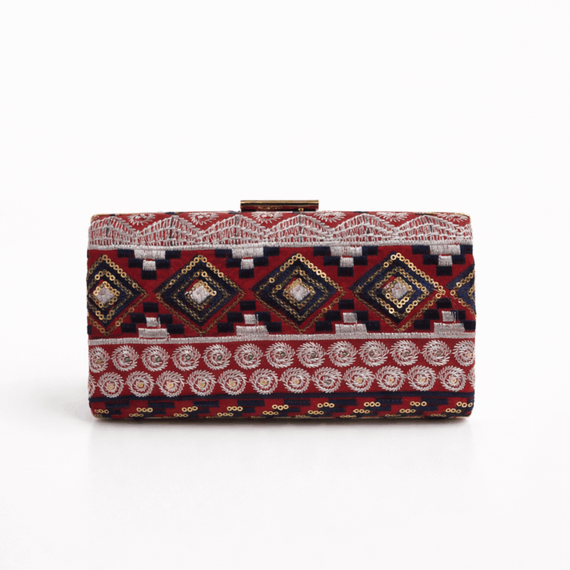 Clutch bordados étnicos