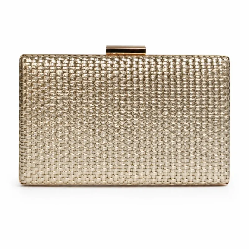 Bolso clutch dorado textura trenza