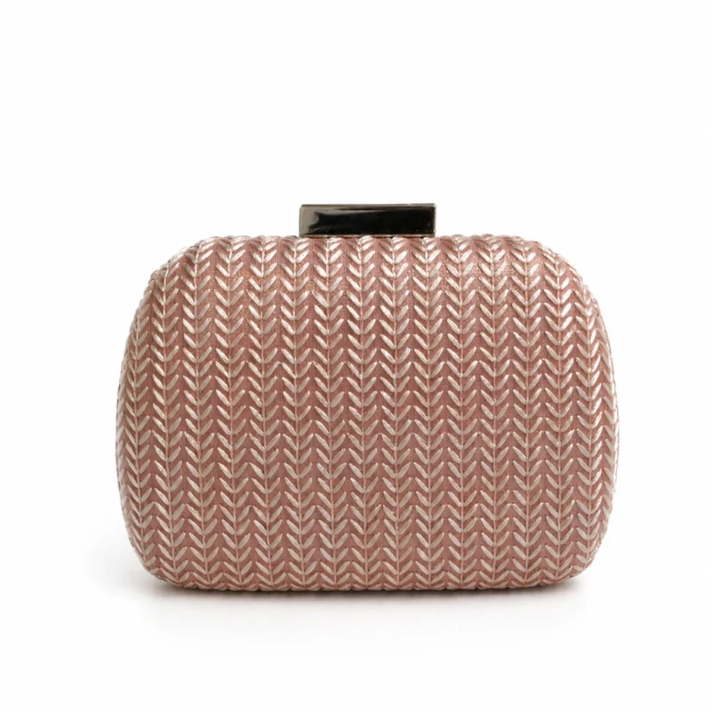 Bolso de fiesta clutch rosa empolvado y plata
