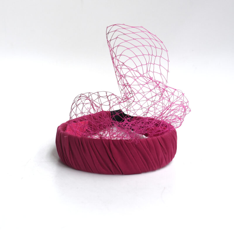 Diadema fiesta tono frambuesa redecilla