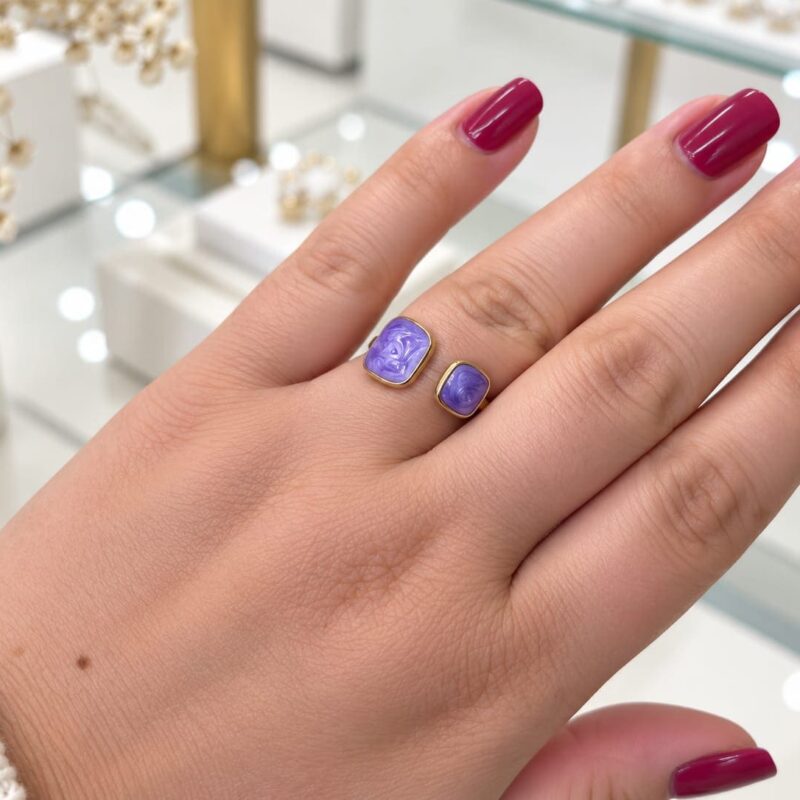 Anillo acero dorado lila esmaltes