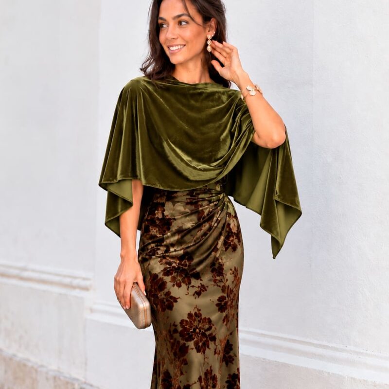 Capa de fiesta terciopelo verde oliva