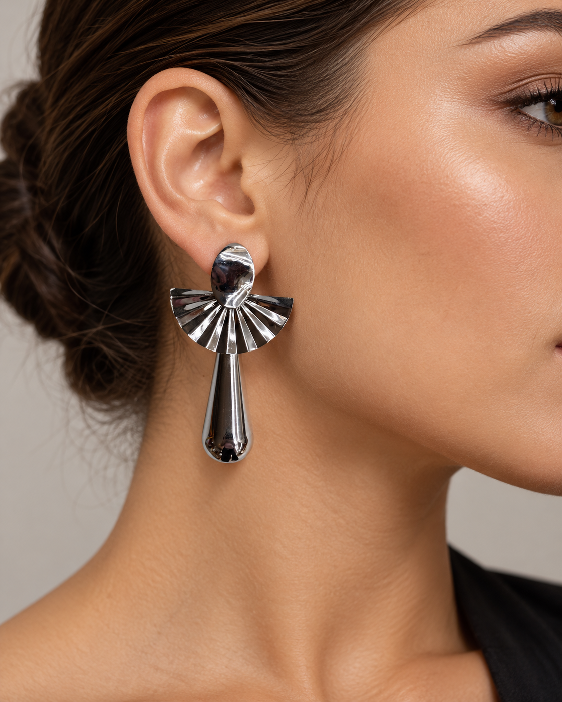 Pendientes plateados abanico y gota - Imagen 2